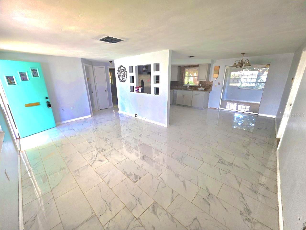 3150 Fairmount Dr Property Photo 4