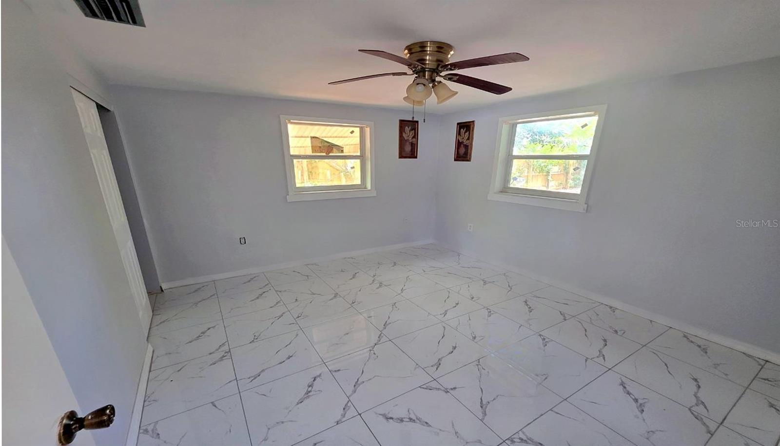 3150 Fairmount Dr Property Photo 7
