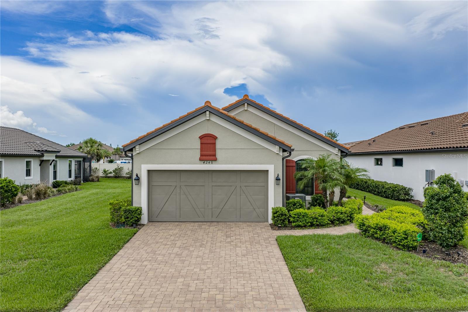 4248 Cairoli Ct Property Photo 2