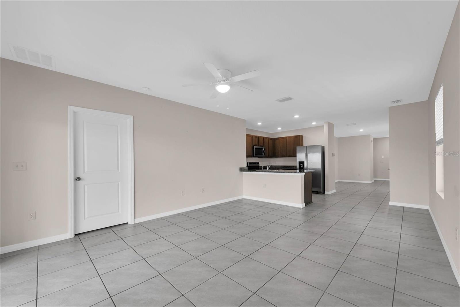 17066 Oval Rum Dr Property Photo 9