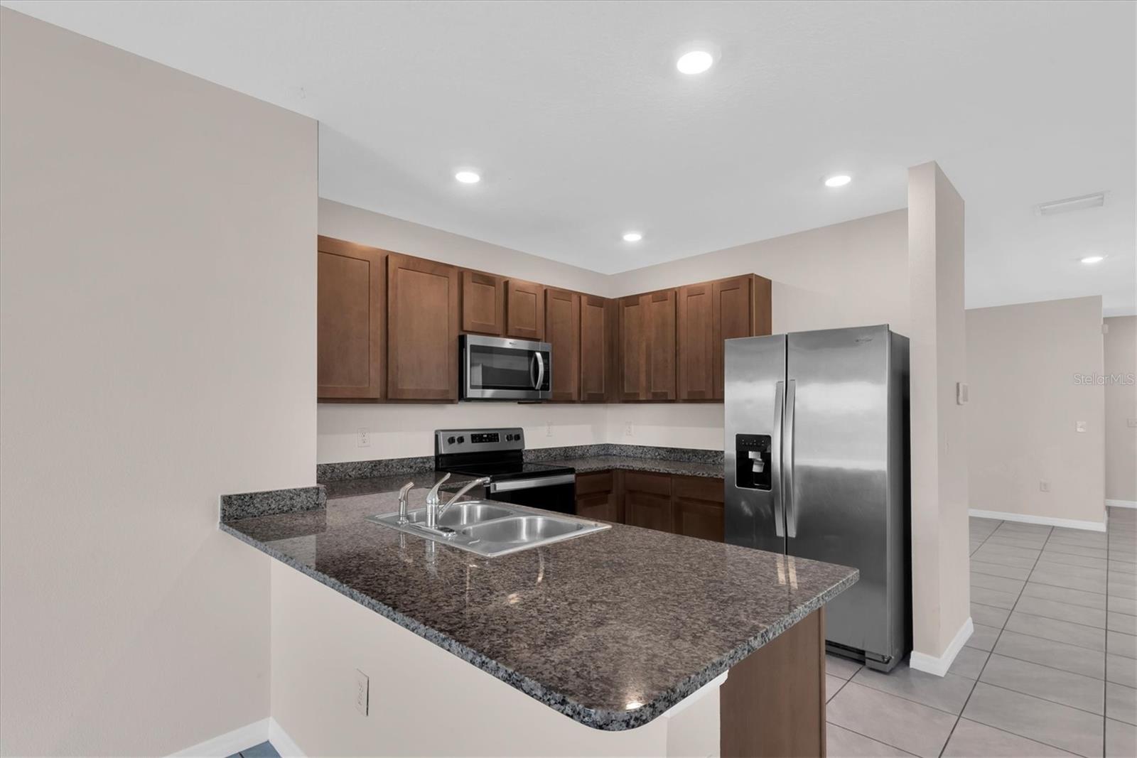 17066 Oval Rum Dr Property Photo 12