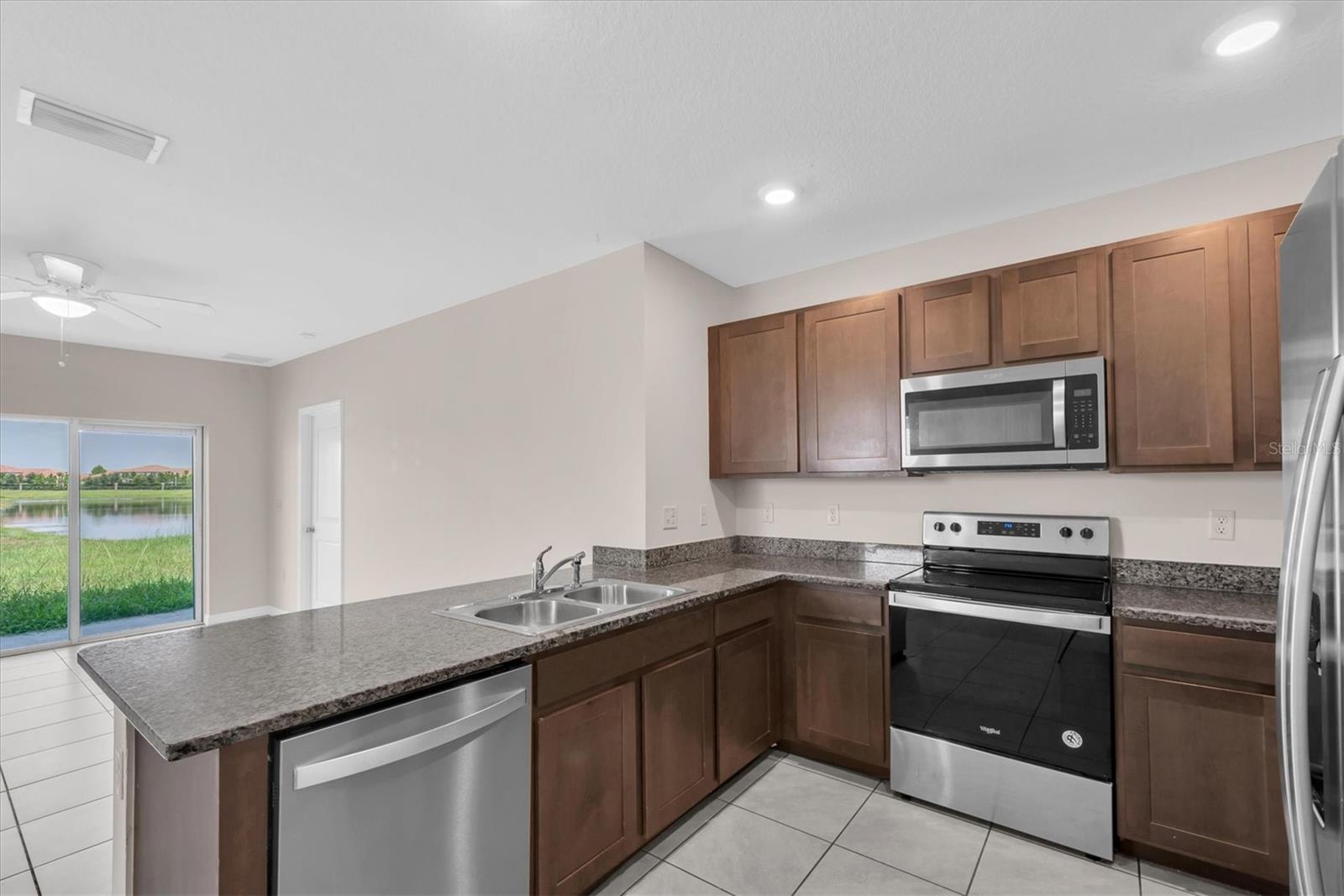 17066 Oval Rum Dr Property Photo 14