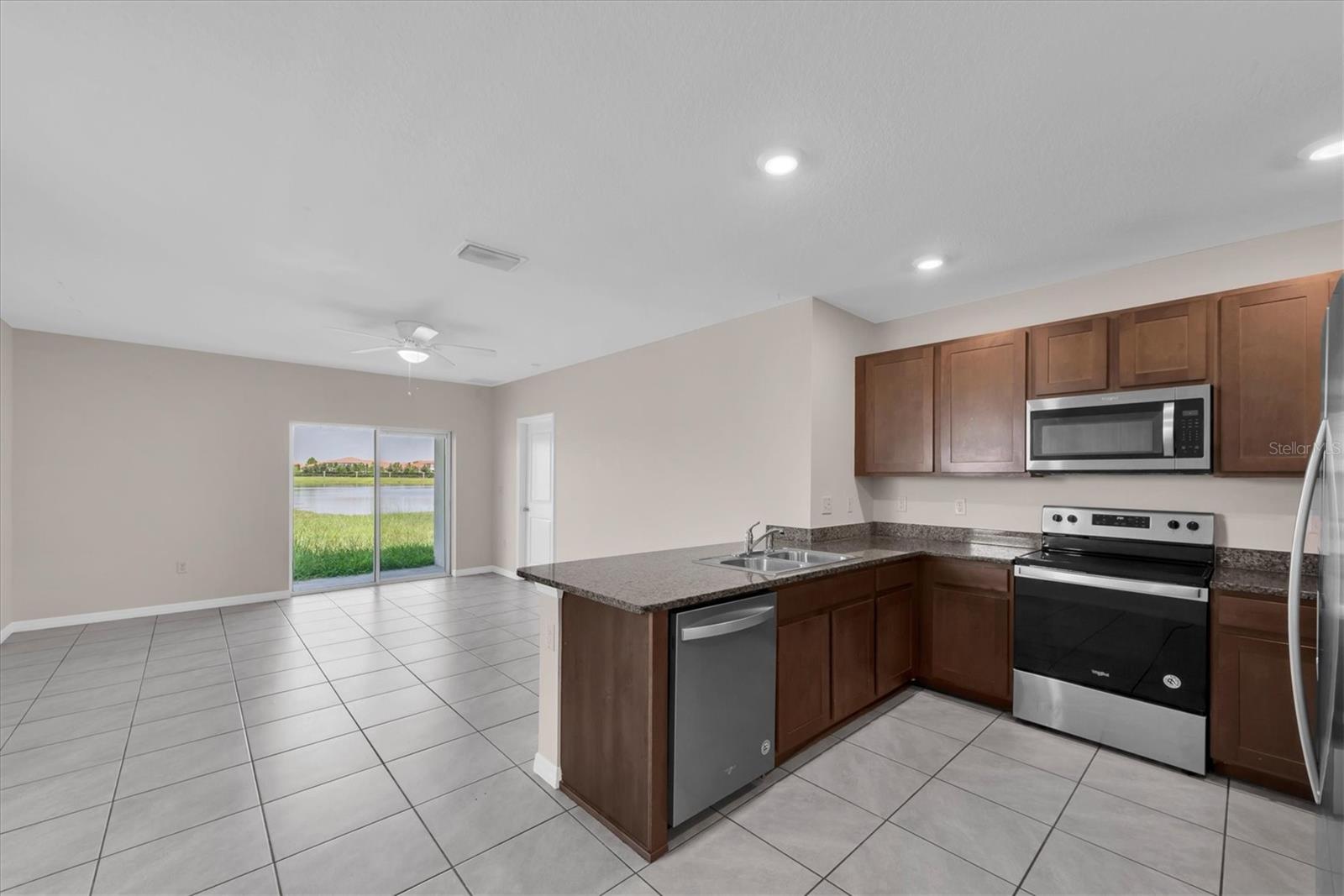 17066 Oval Rum Dr Property Photo 16