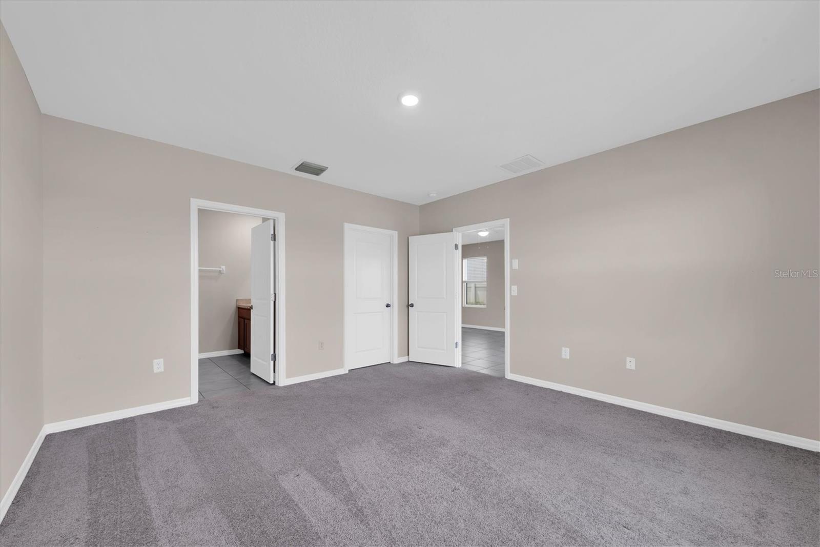 17066 Oval Rum Dr Property Photo 22