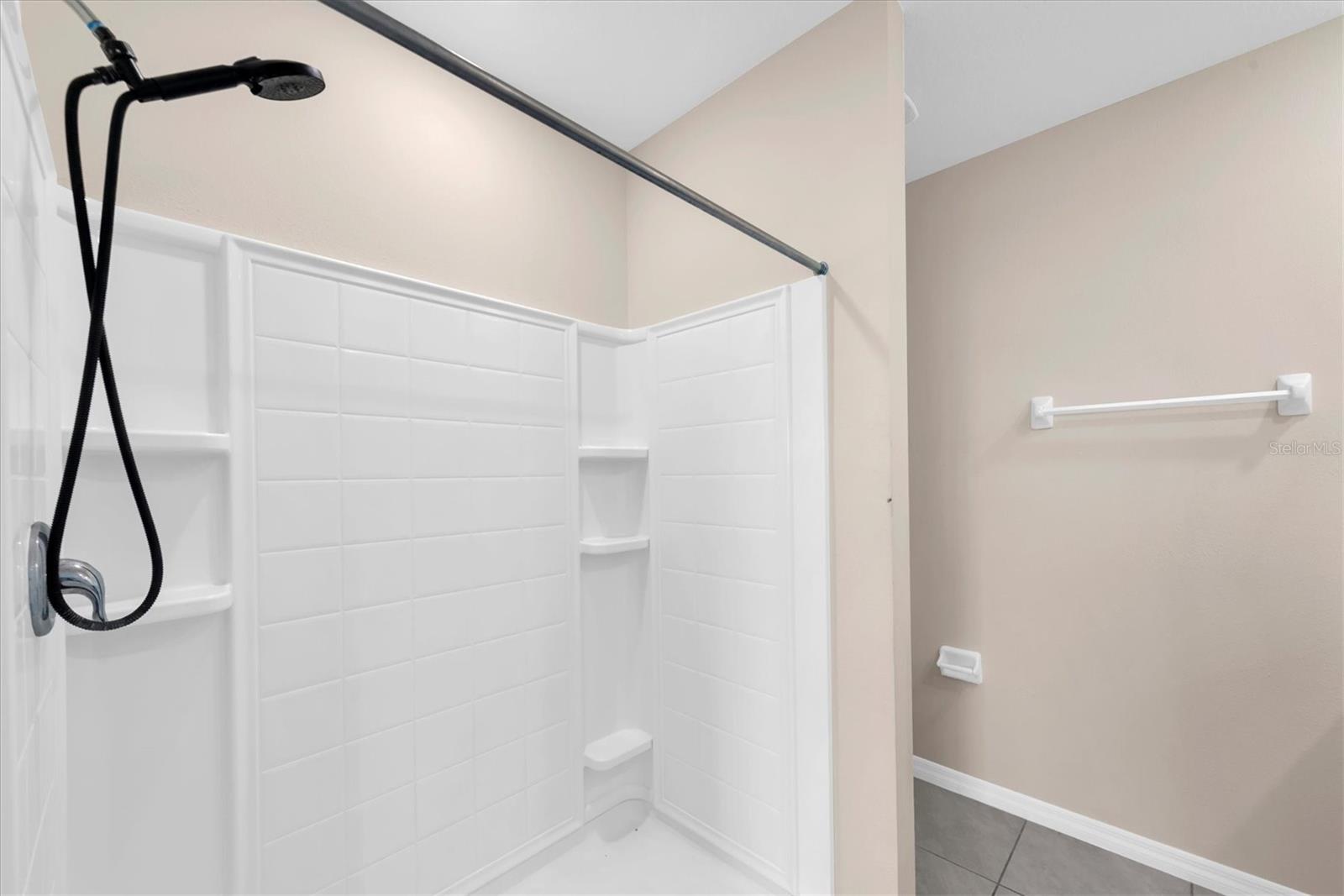 17066 Oval Rum Dr Property Photo 23