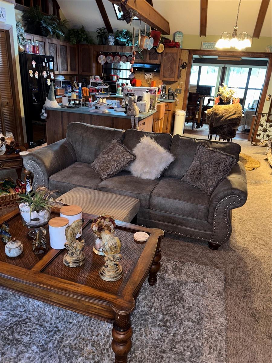 620 N Savary Ave Property Photo 6