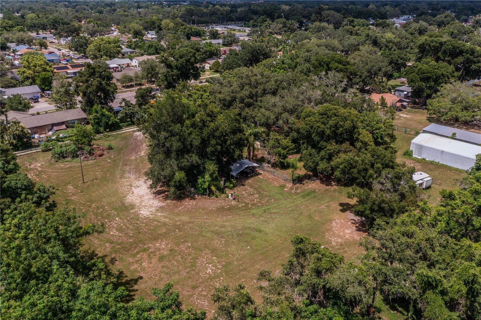 441 Overhill Dr Property Photo 2