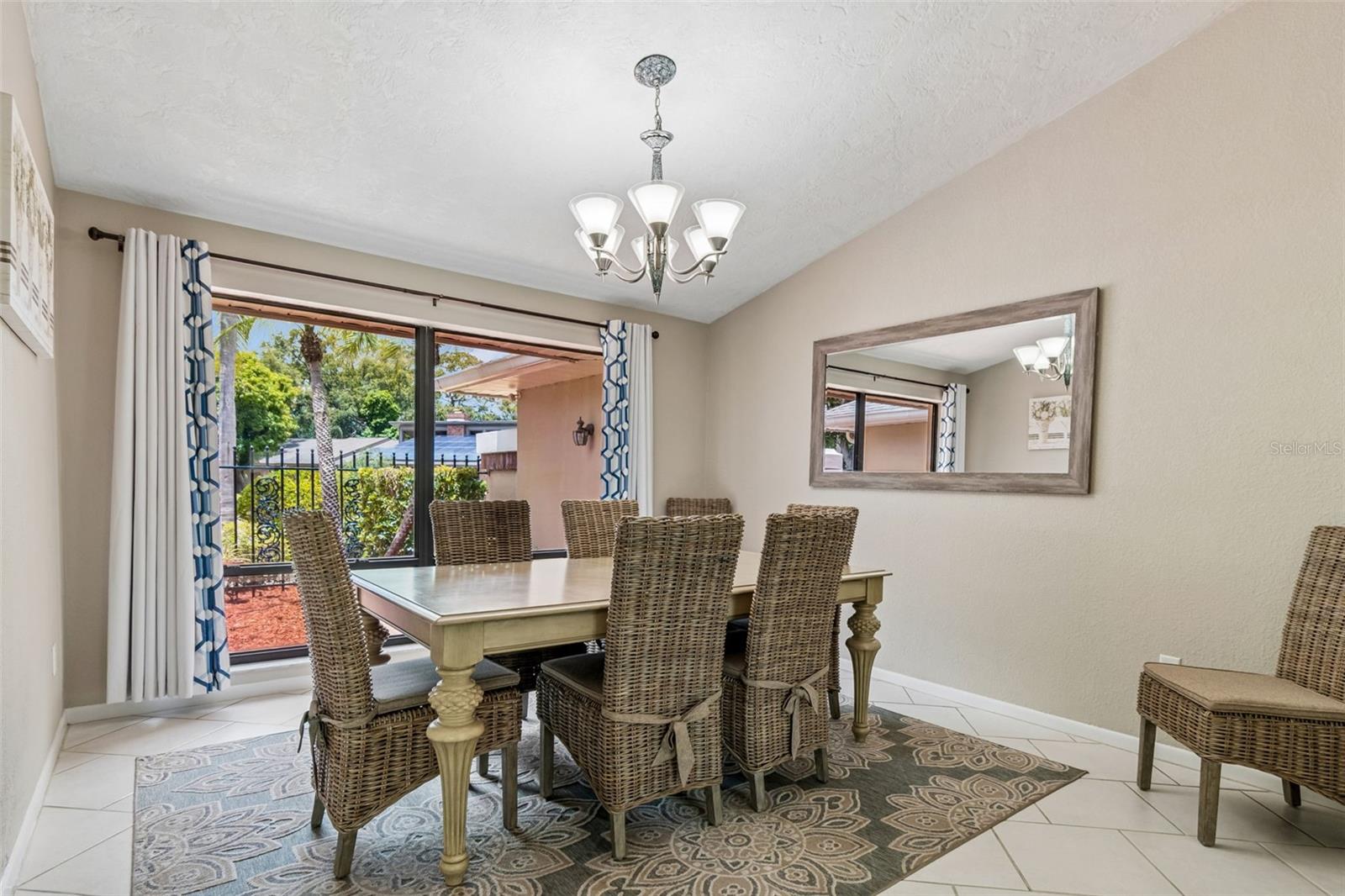 1563 Misty Plateau Trl Property Photo 11
