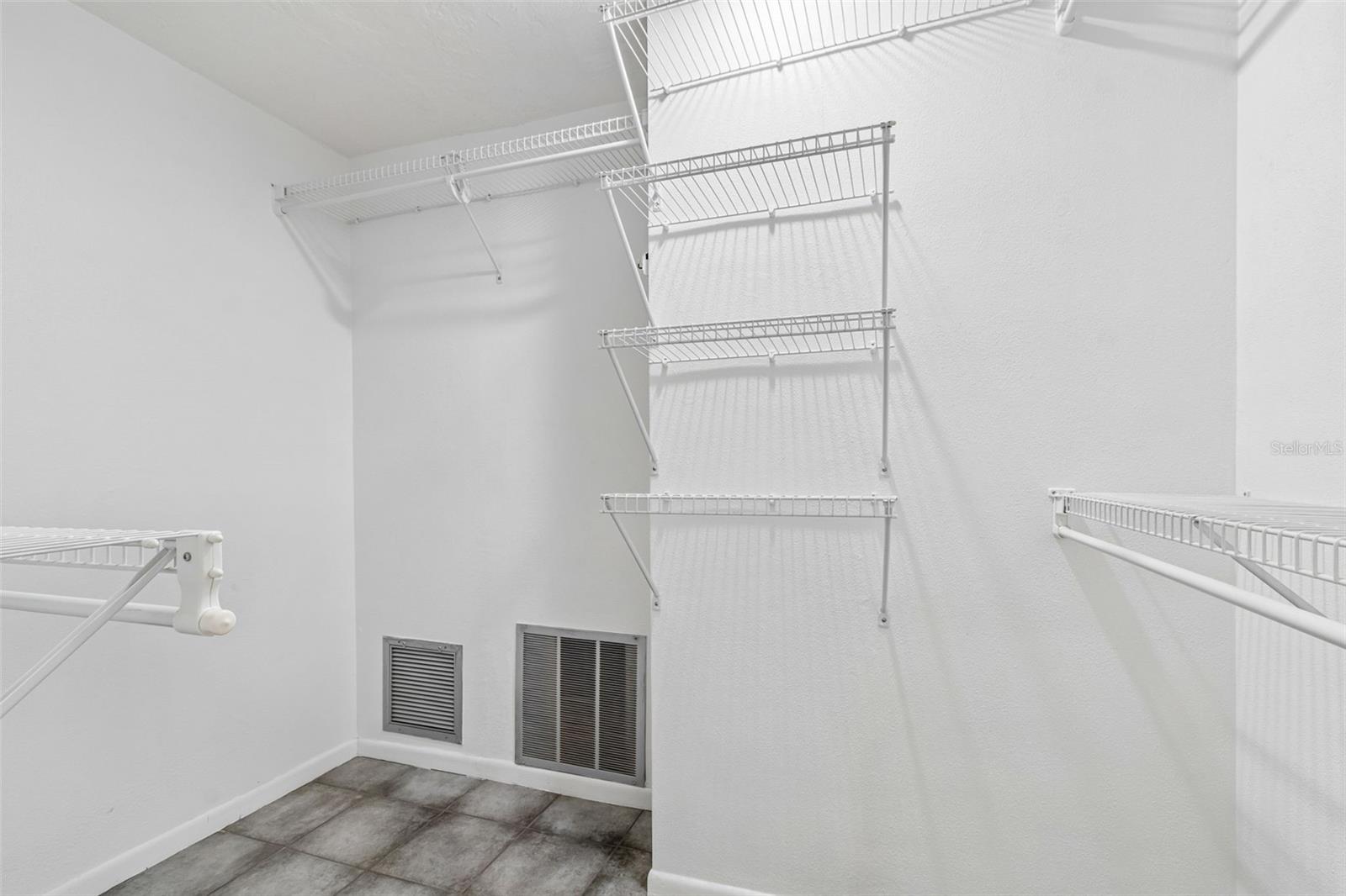 1563 Misty Plateau Trl Property Photo 28