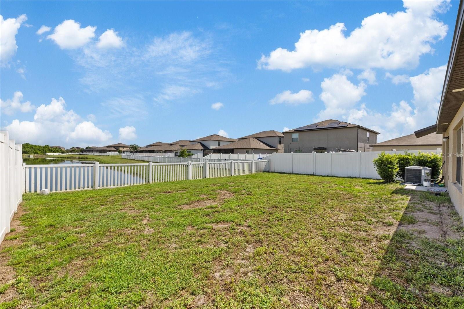 11803 Blackeyed Susan Dr Property Photo 35