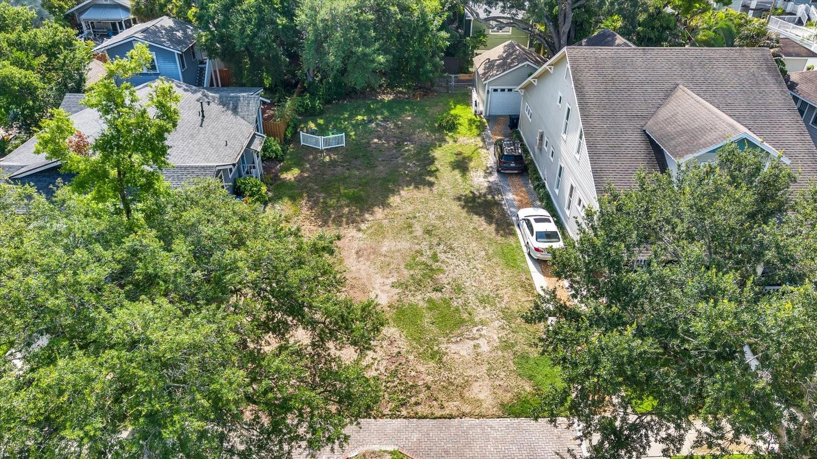 606 S Oregon Ave Property Photo 9