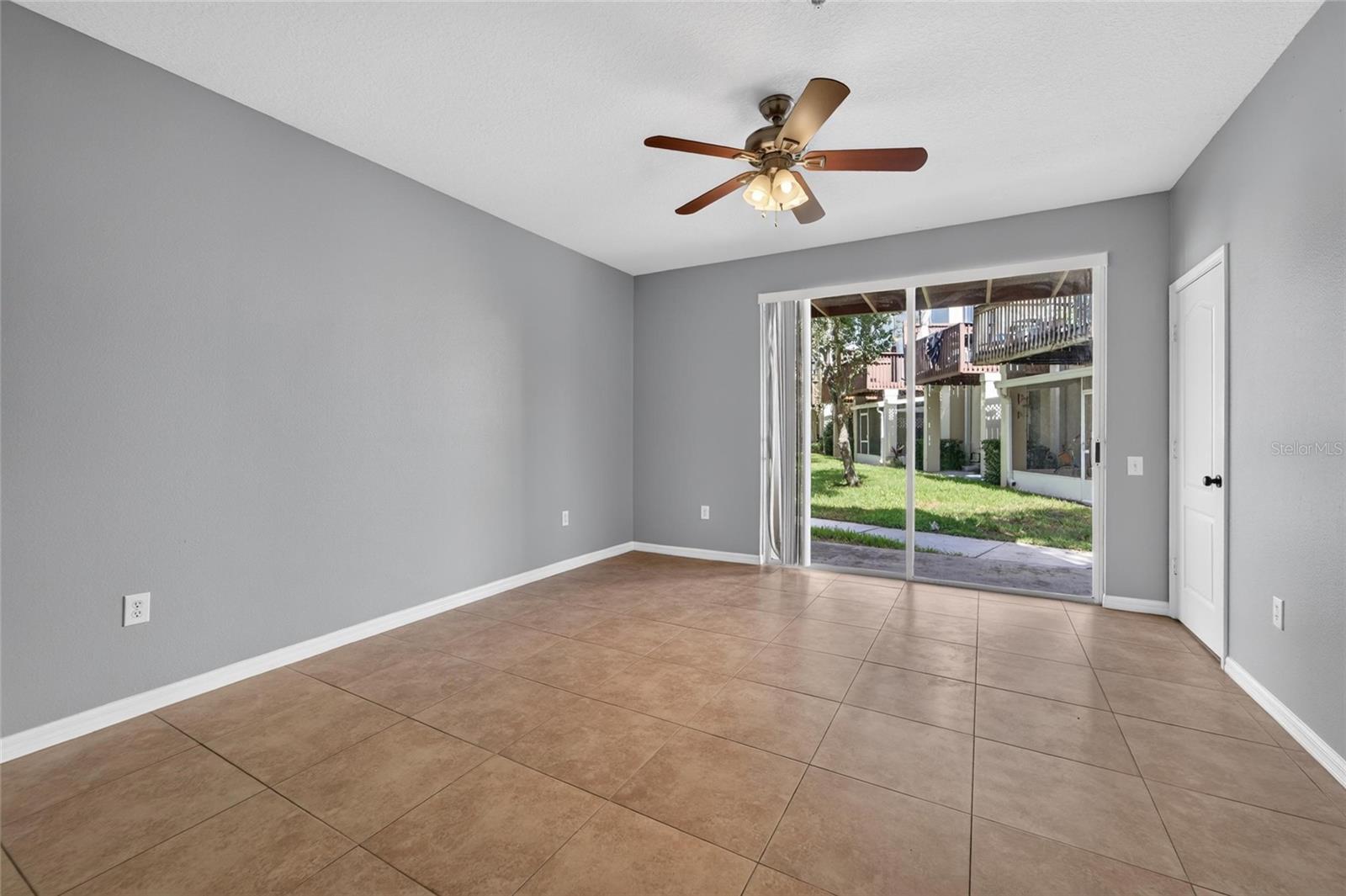 3186 Bayshore Oaks Dr Property Photo 11
