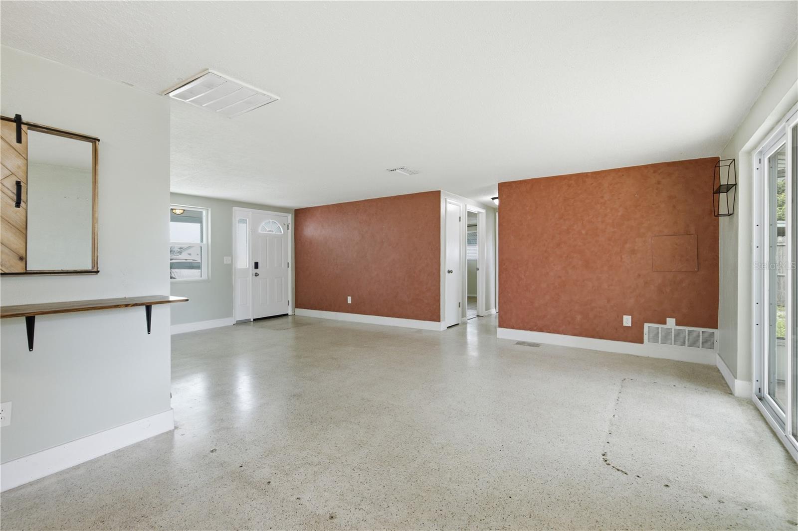 2051 Peggy Dr Property Photo 25