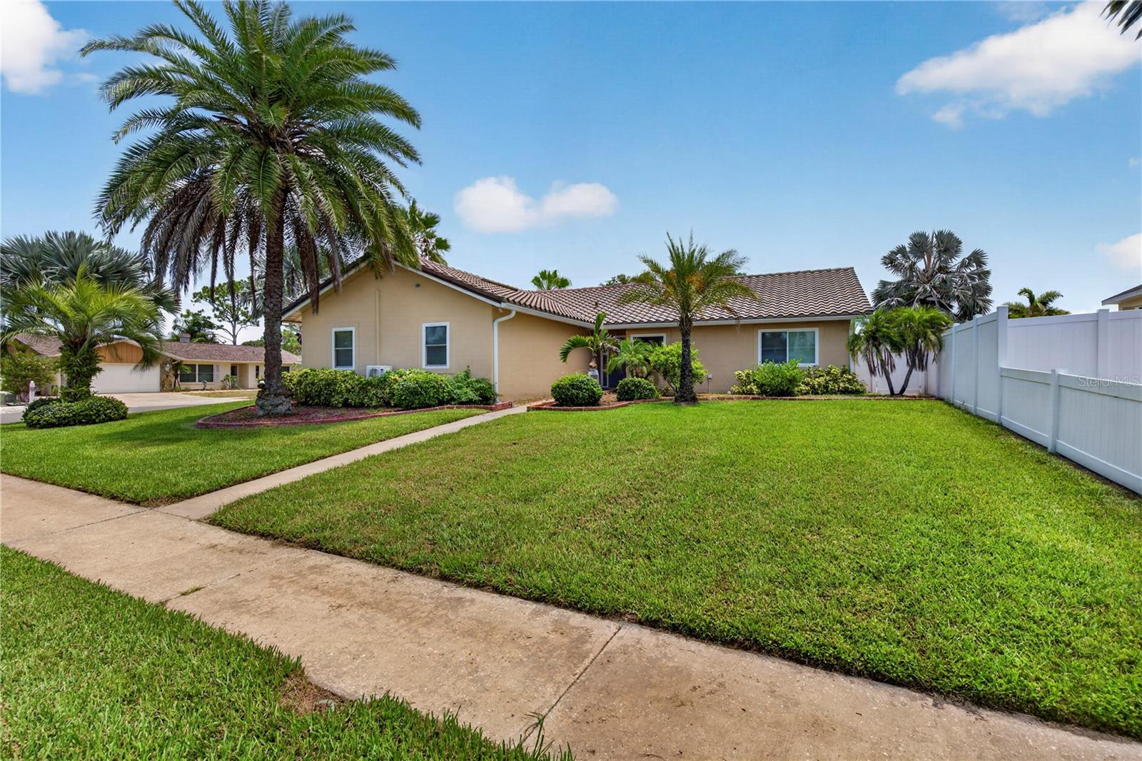 4831 Blue Jay Cir Property Photo 5