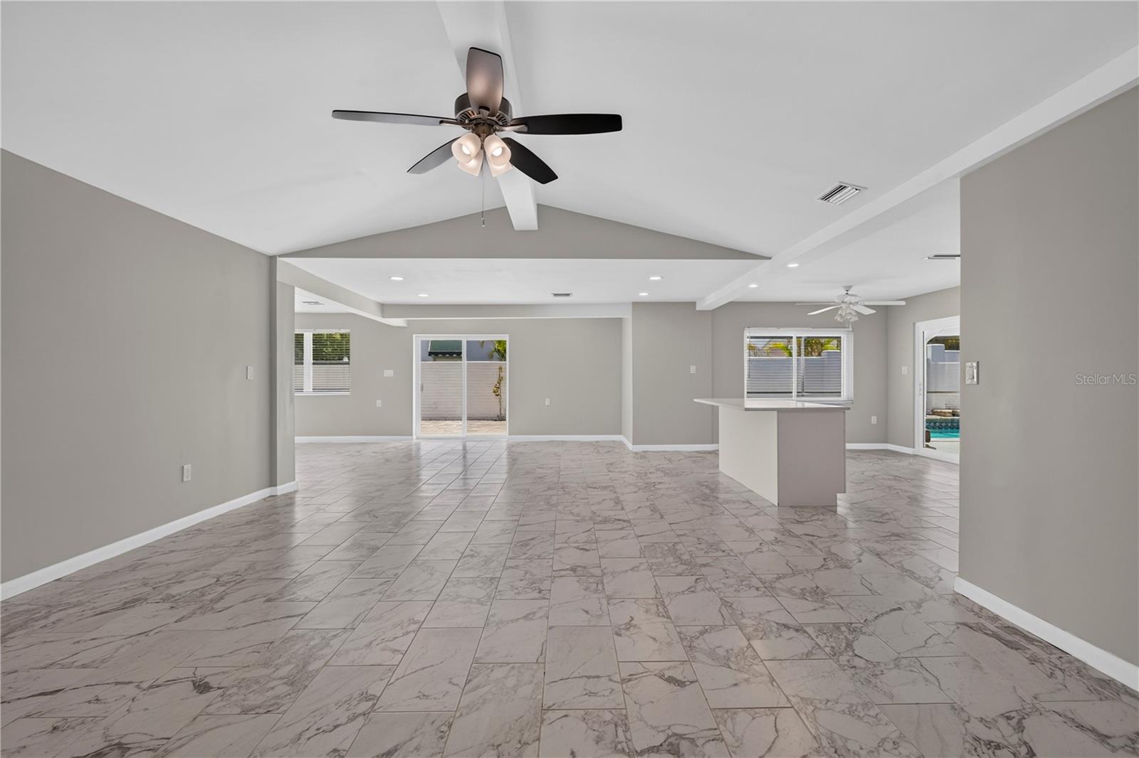 4831 Blue Jay Cir Property Photo 10