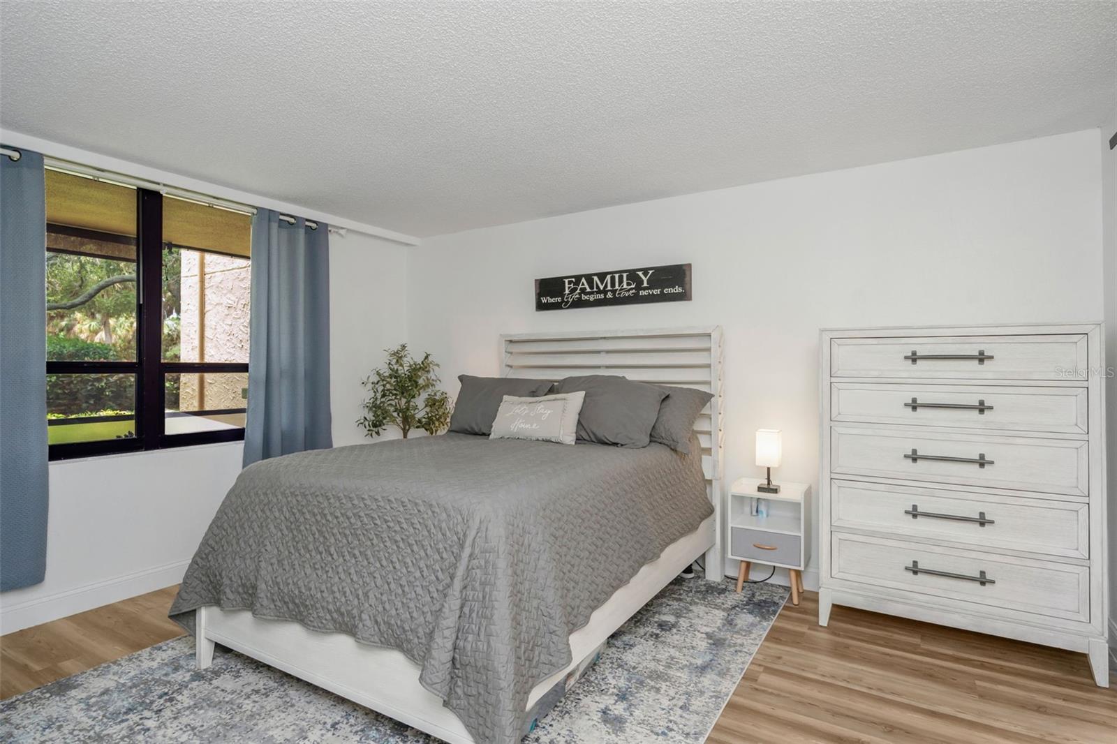 2614 Cove Cay Dr #102 Property Photo 10