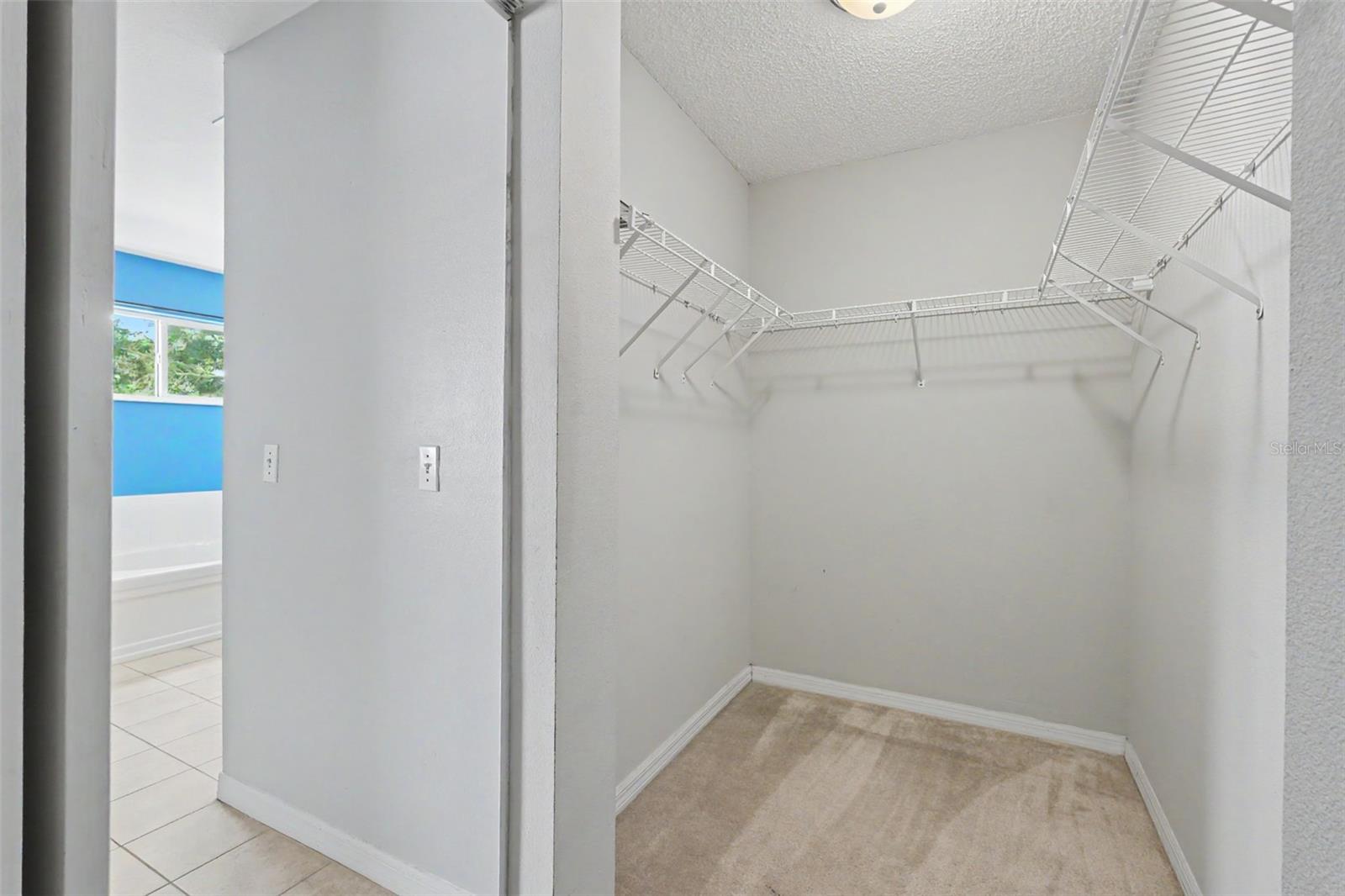 12640 Longcrest Dr Property Photo 27