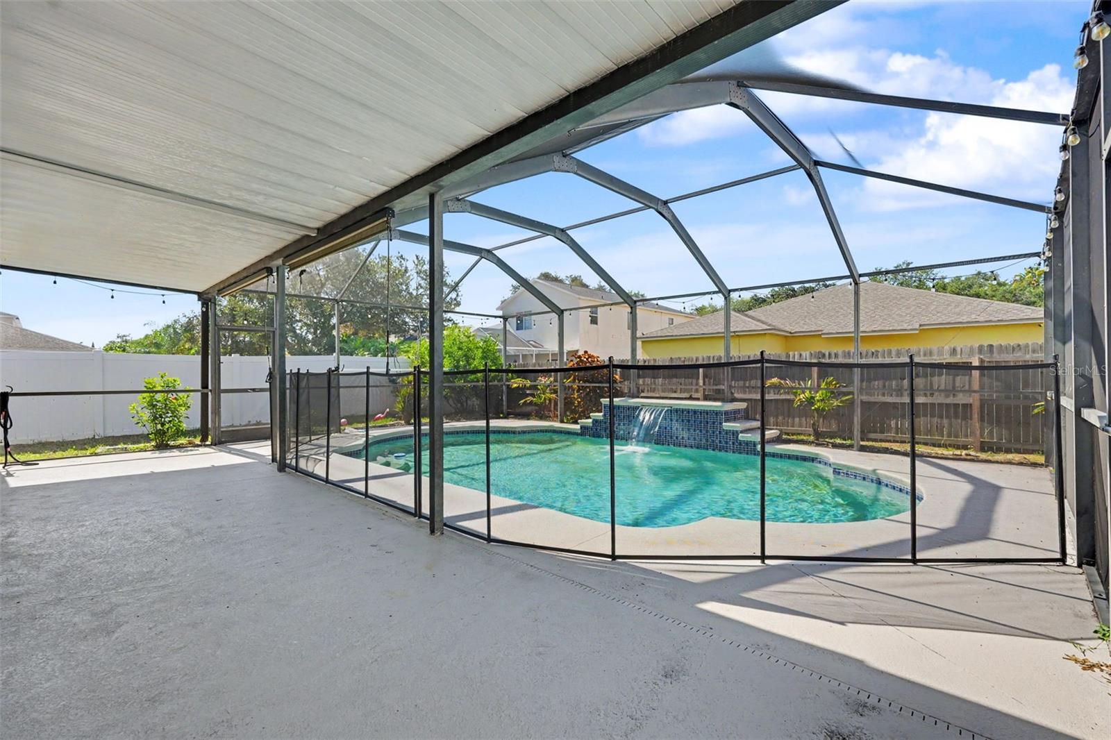 12640 Longcrest Dr Property Photo 39