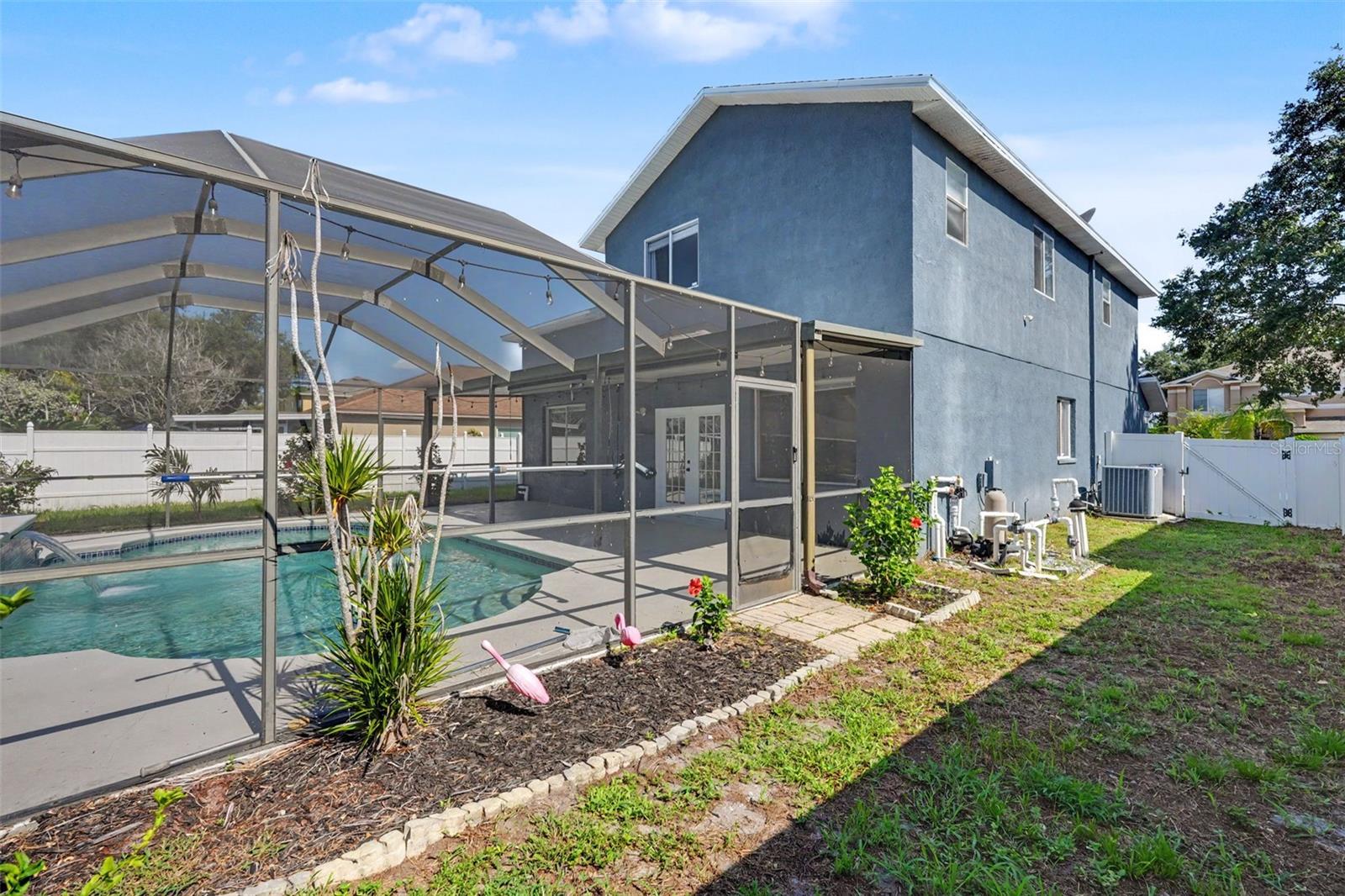 12640 Longcrest Dr Property Photo 45