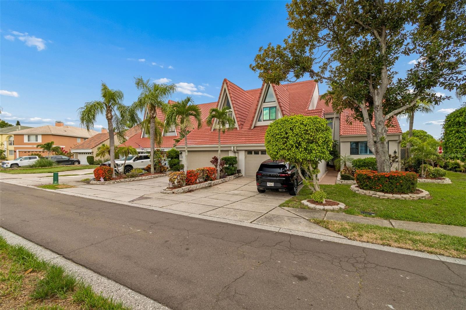 820 Symphony Isles Blvd Property Photo 4