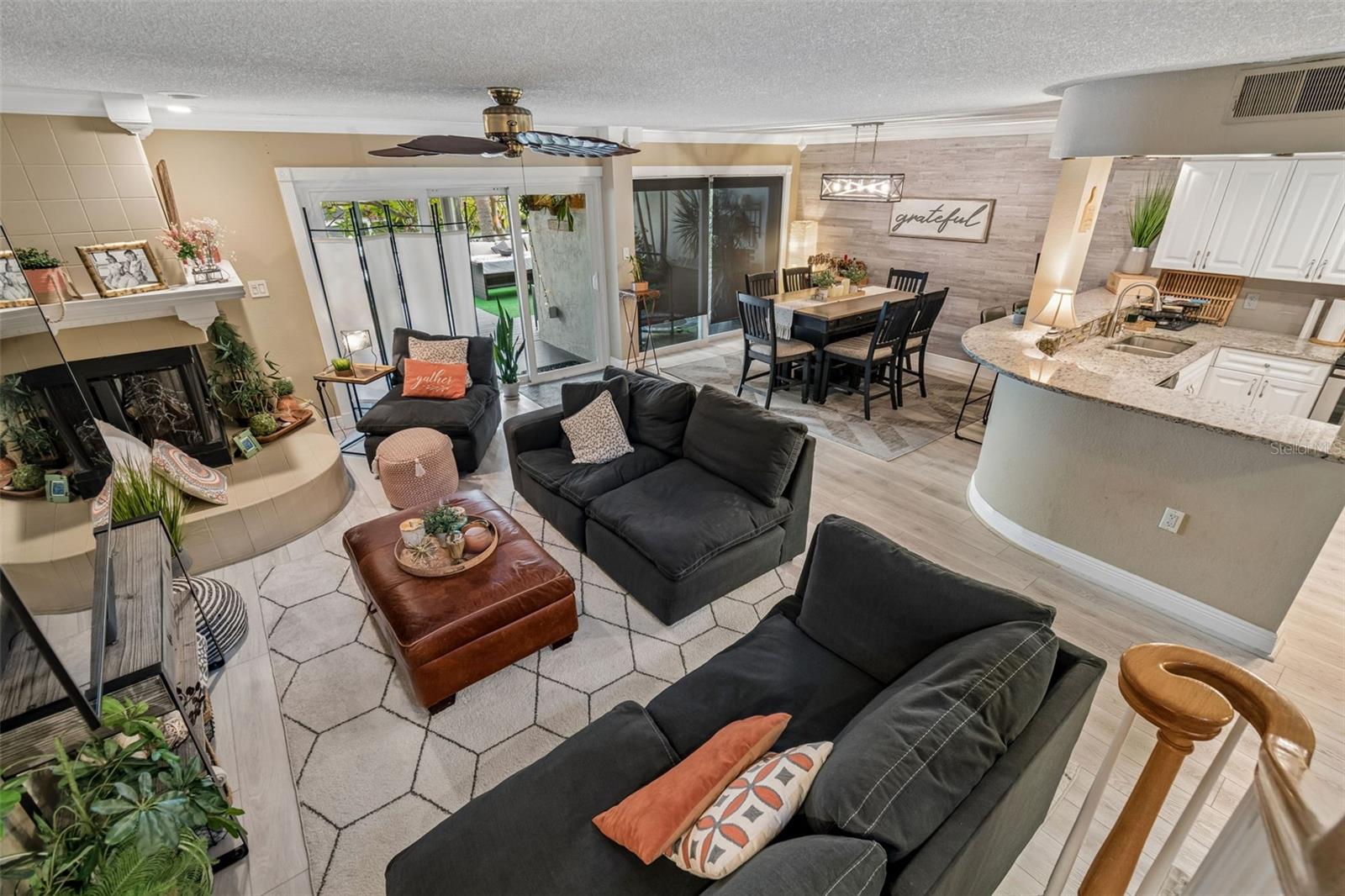 820 Symphony Isles Blvd Property Photo 8