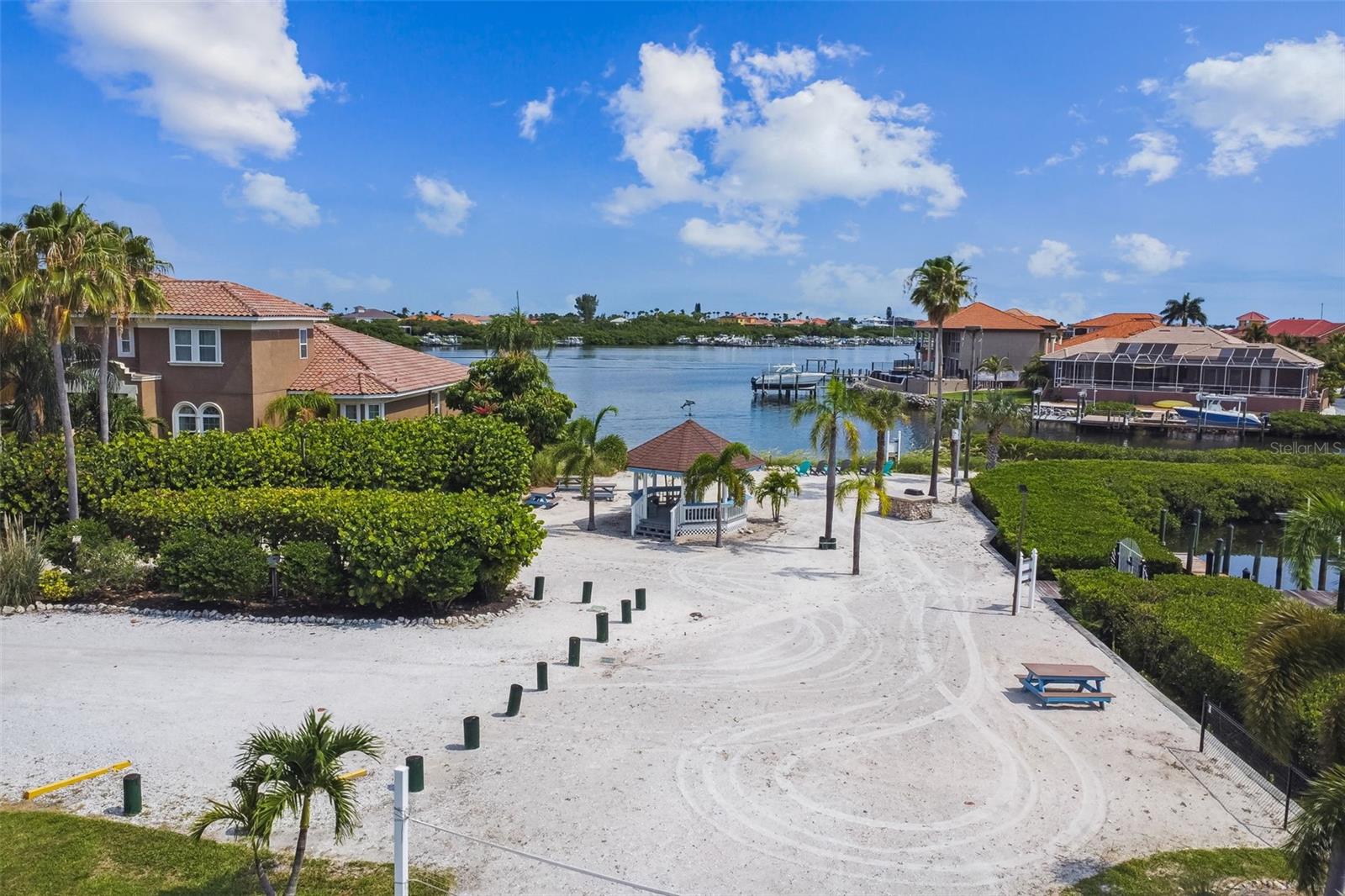 820 Symphony Isles Blvd Property Photo 81