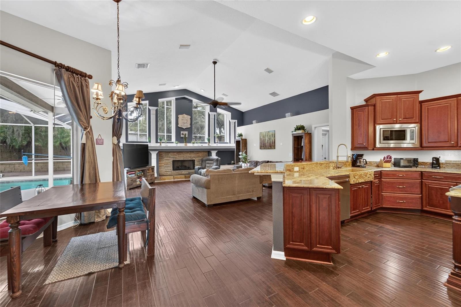 13020 Shadow Run Blvd Property Photo 10