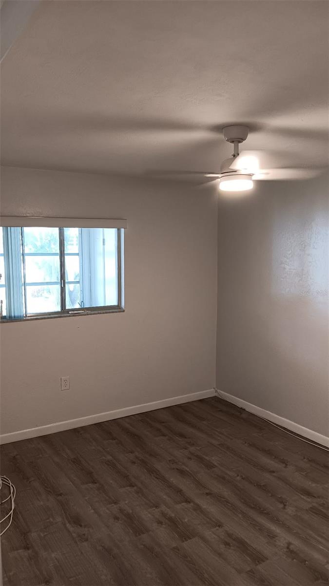 8402 111th St #203 Property Photo 15