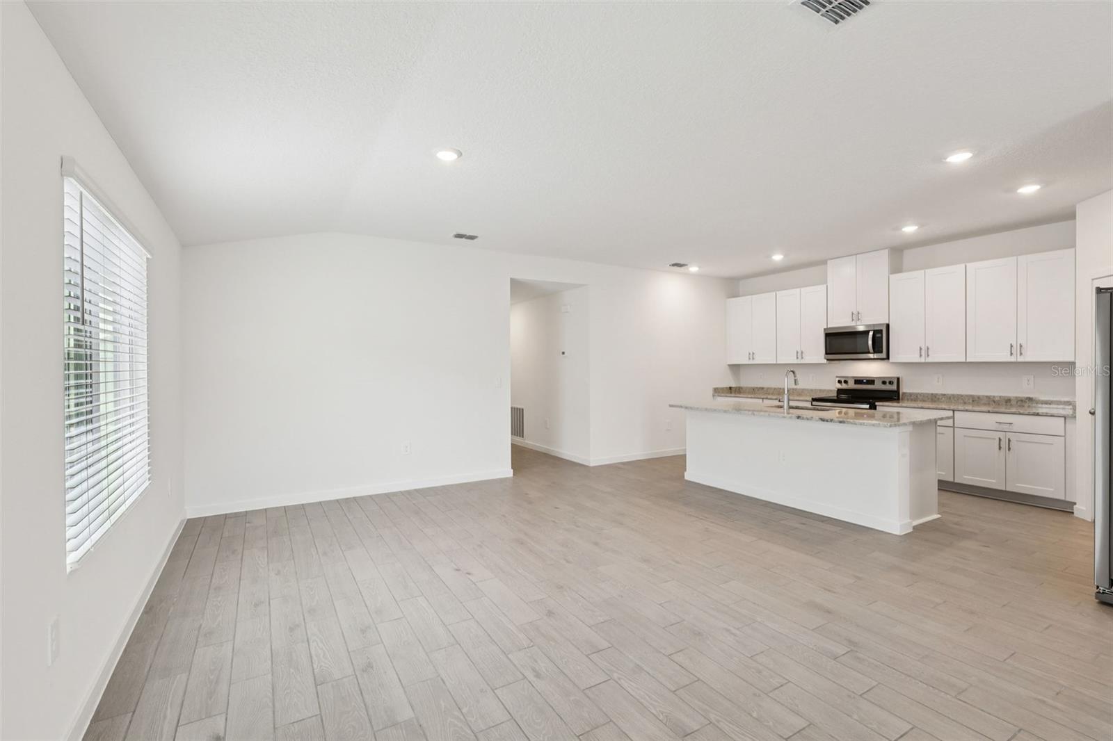 78 Ararat Dr Property Photo 4