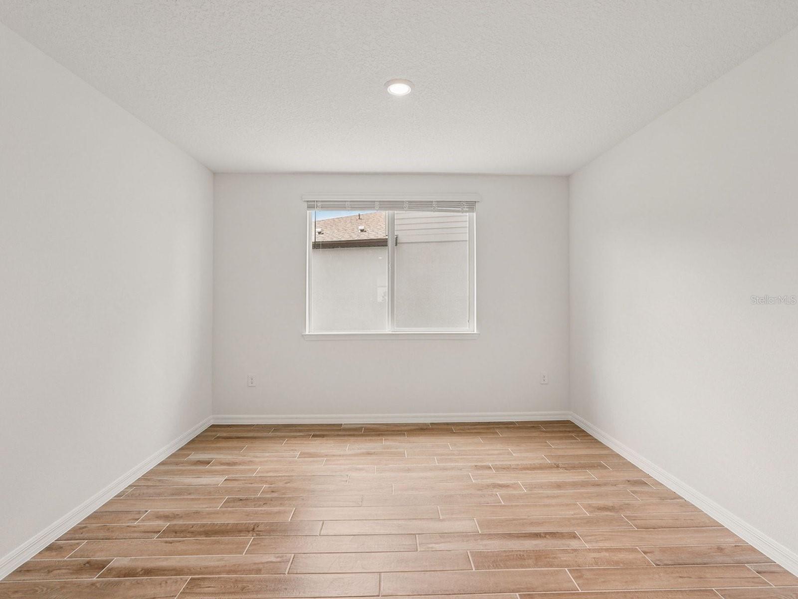 10506 Abundance Grove Way Property Photo 8