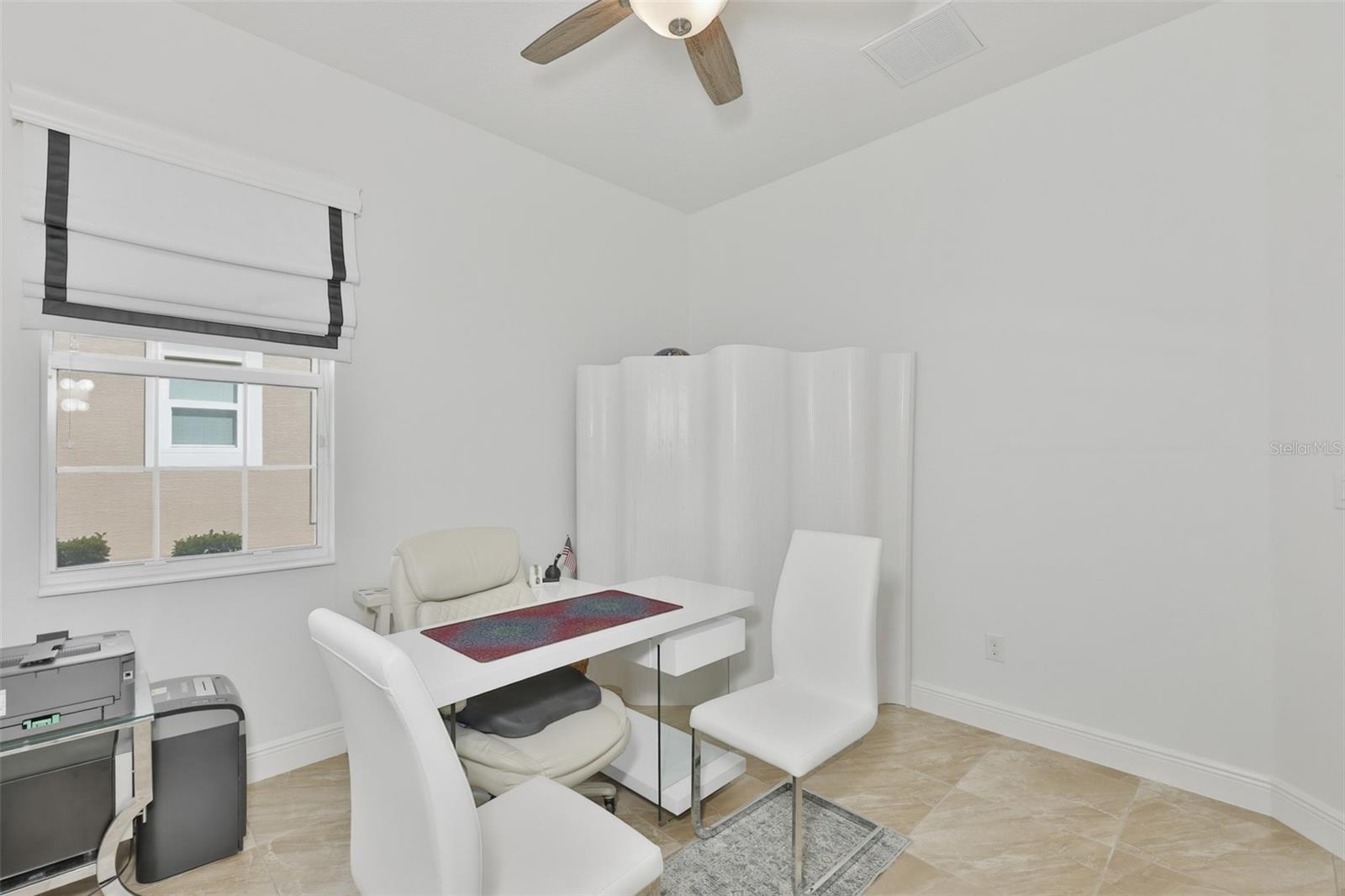 7121 Hatpin Loop Property Photo 28