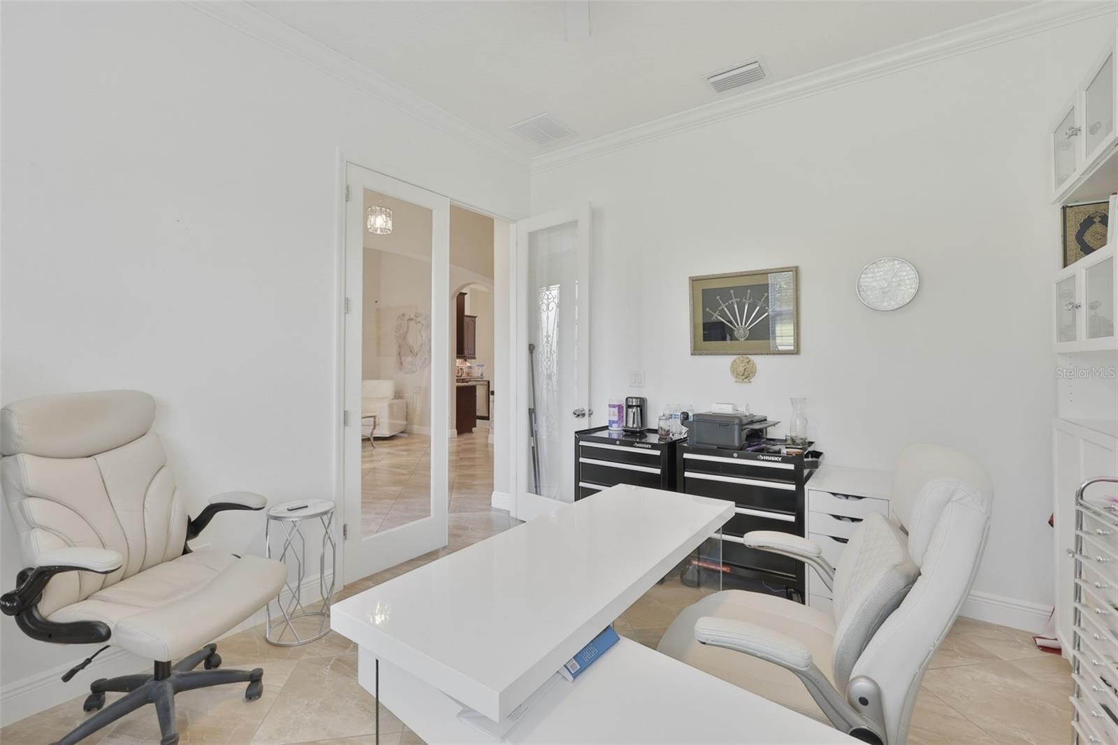 7121 Hatpin Loop Property Photo 32