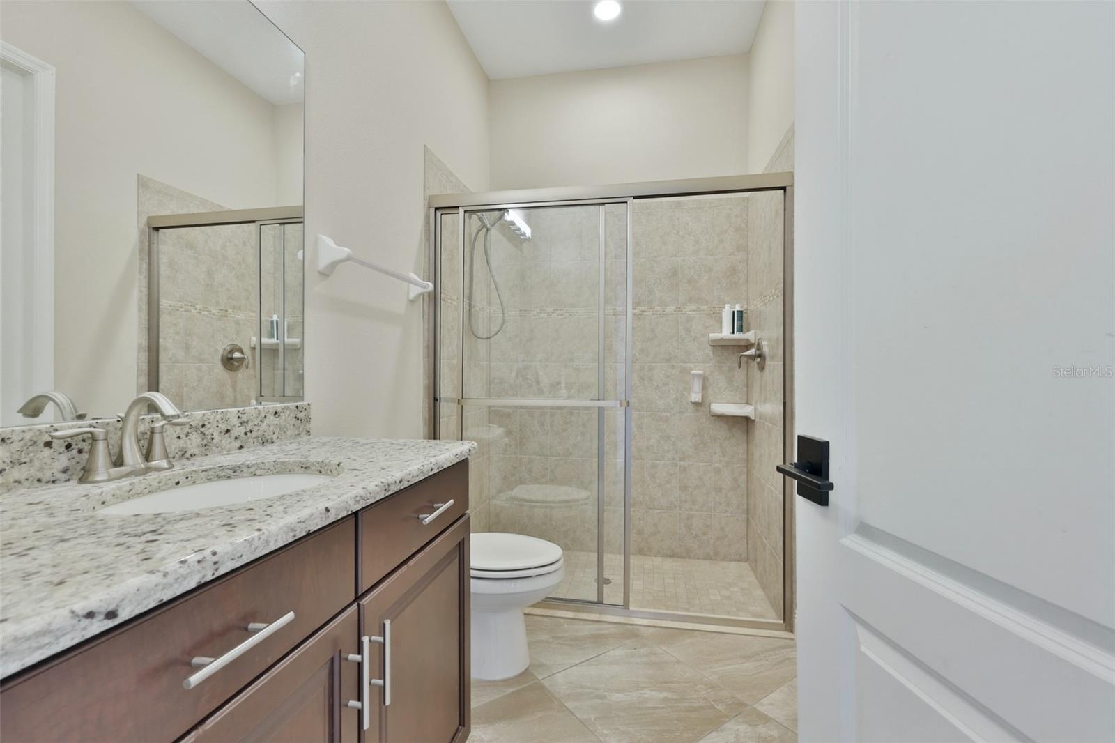 7121 Hatpin Loop Property Photo 38
