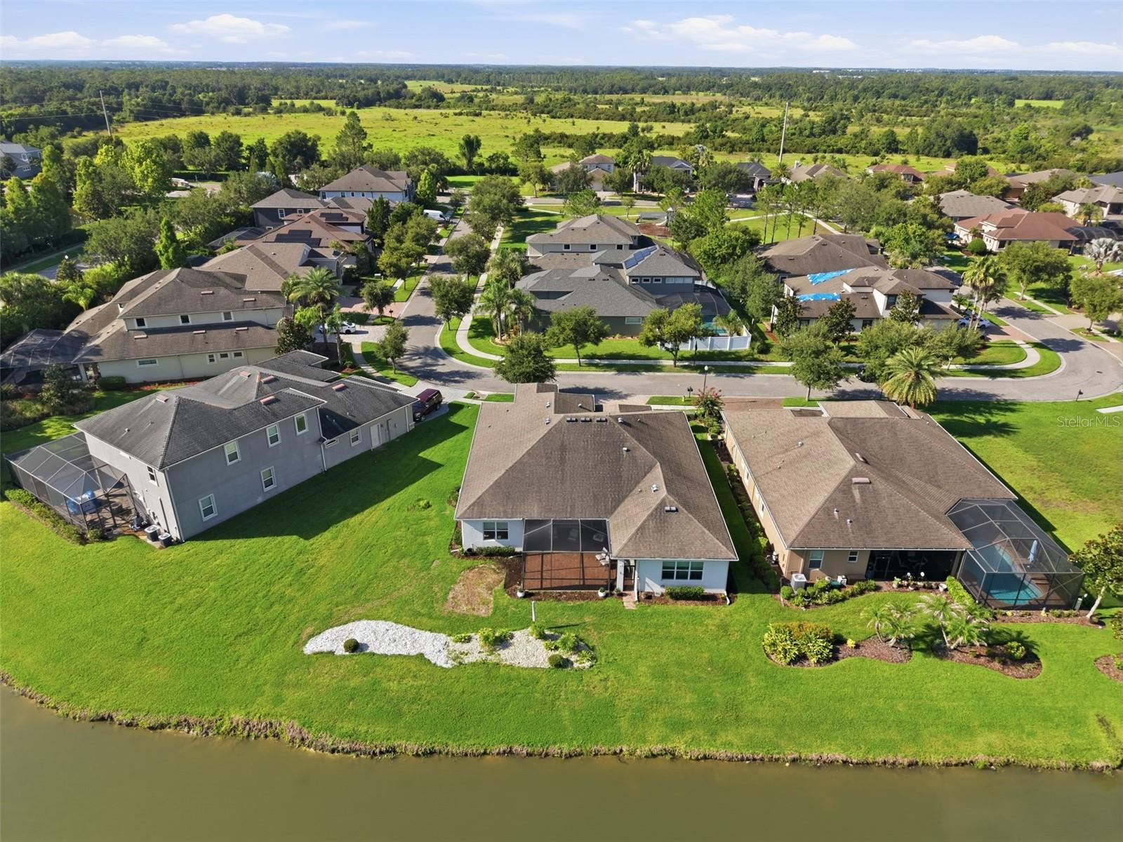 7121 Hatpin Loop Property Photo 47