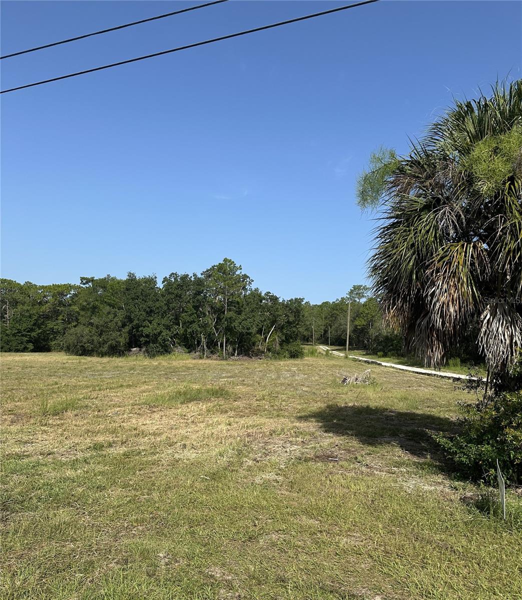 11360 S Florida Ave Property Photo 1