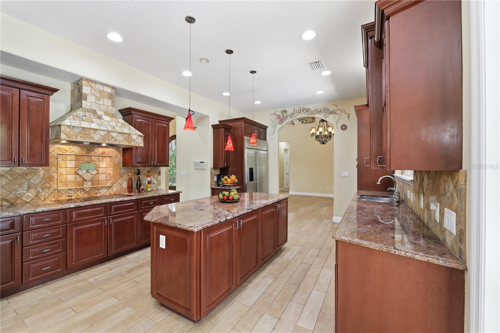 10307 Reclinata Ln Property Photo 25