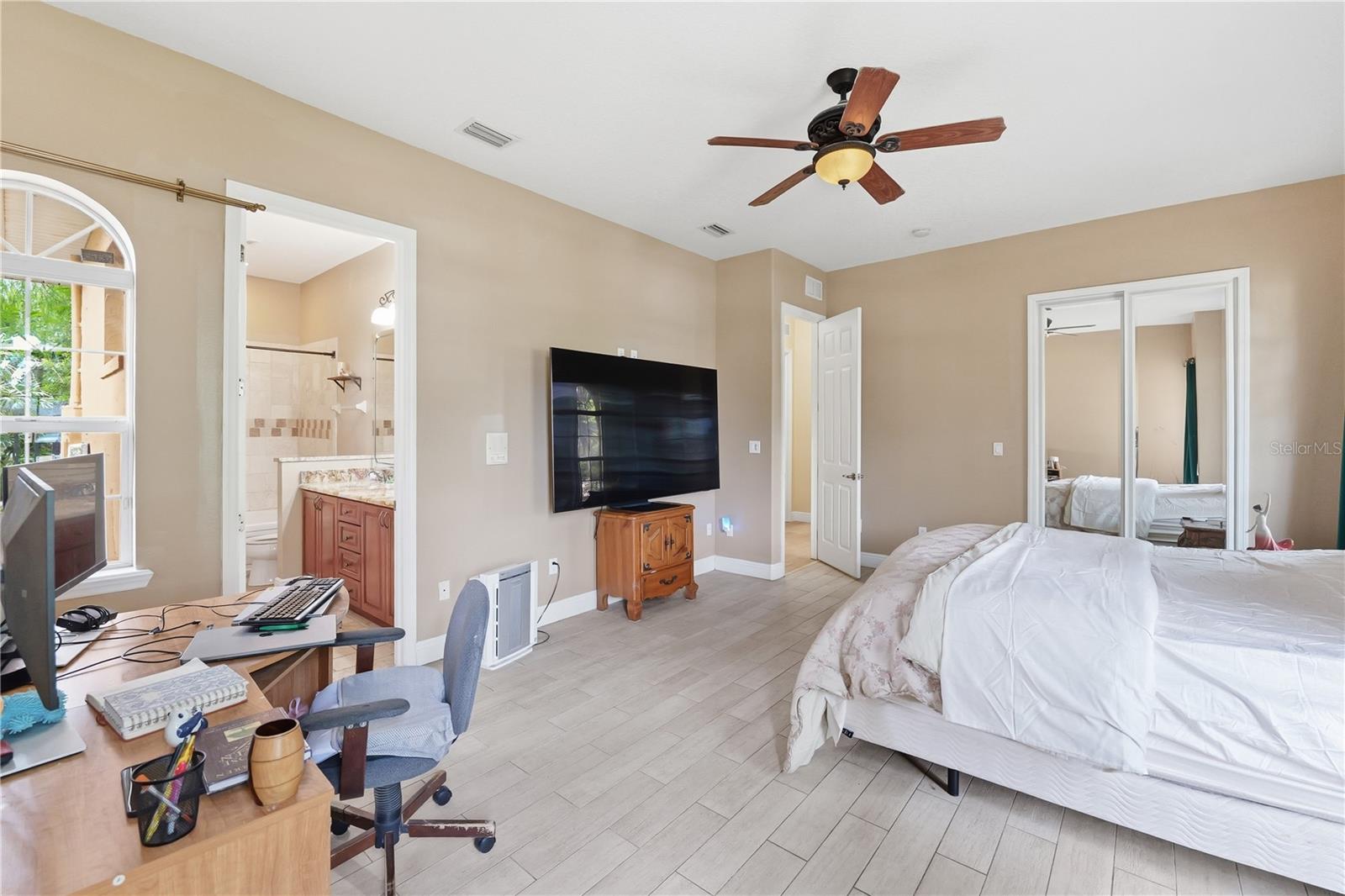 10307 Reclinata Ln Property Photo 36