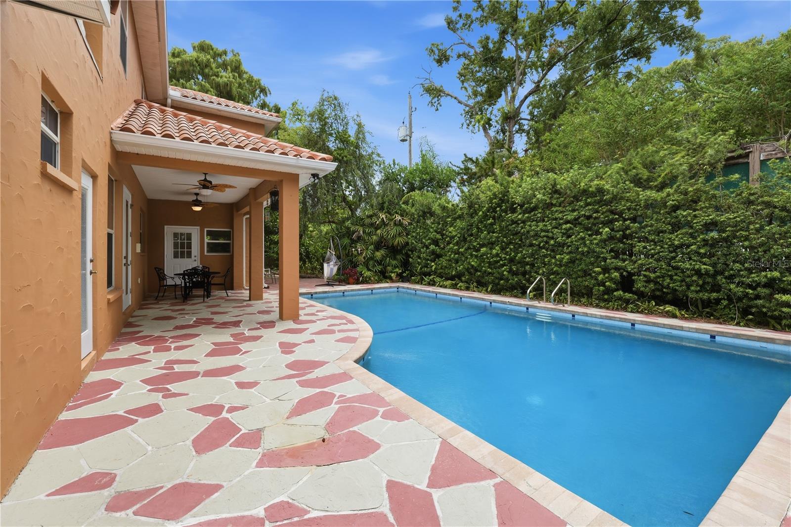 10307 Reclinata Ln Property Photo 44
