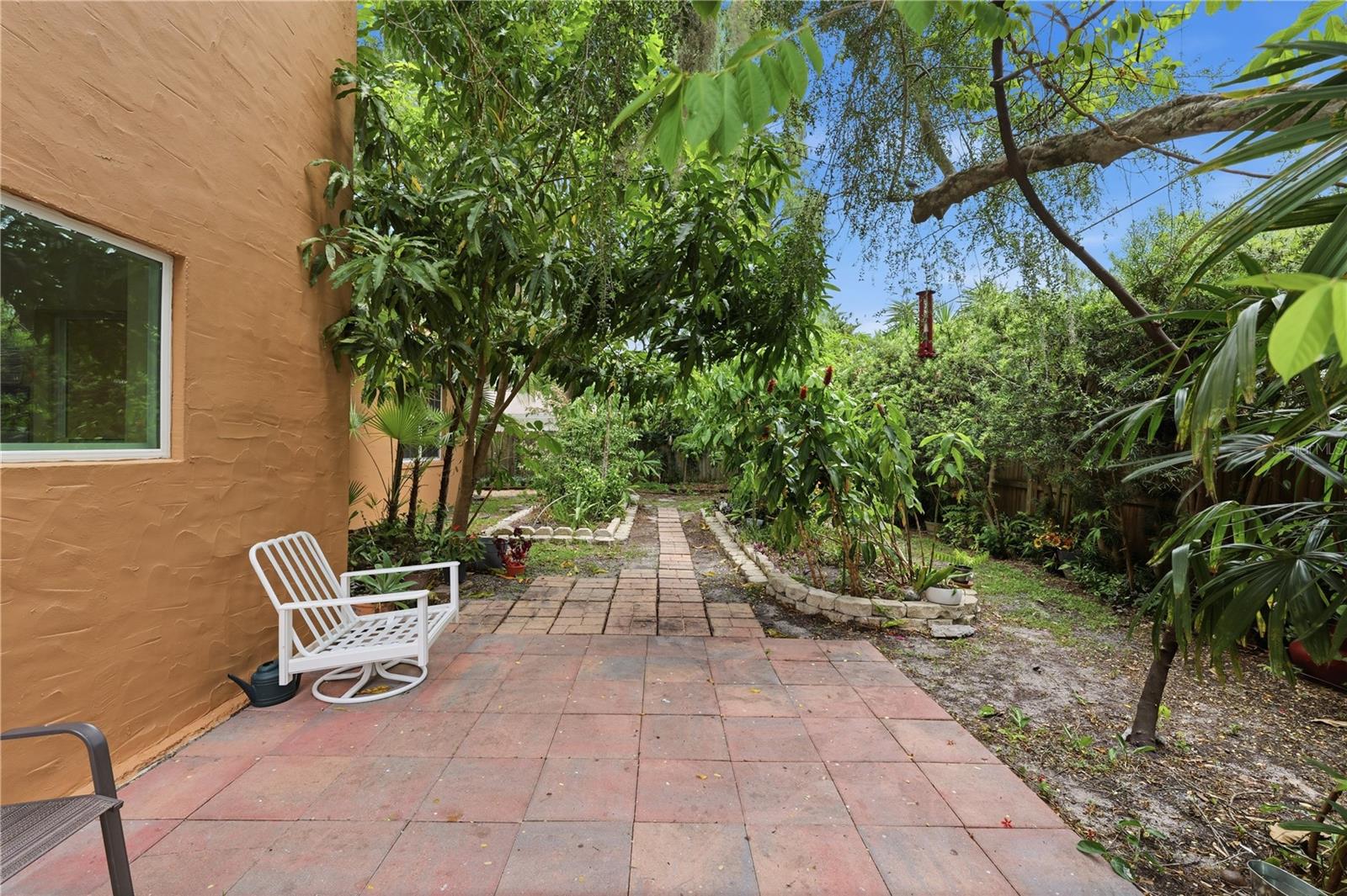 10307 Reclinata Ln Property Photo 45