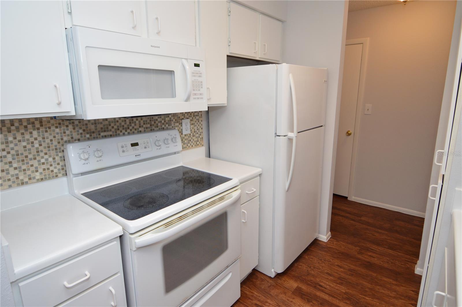 8625 Mallard Reserve Dr #201 Property Photo 5
