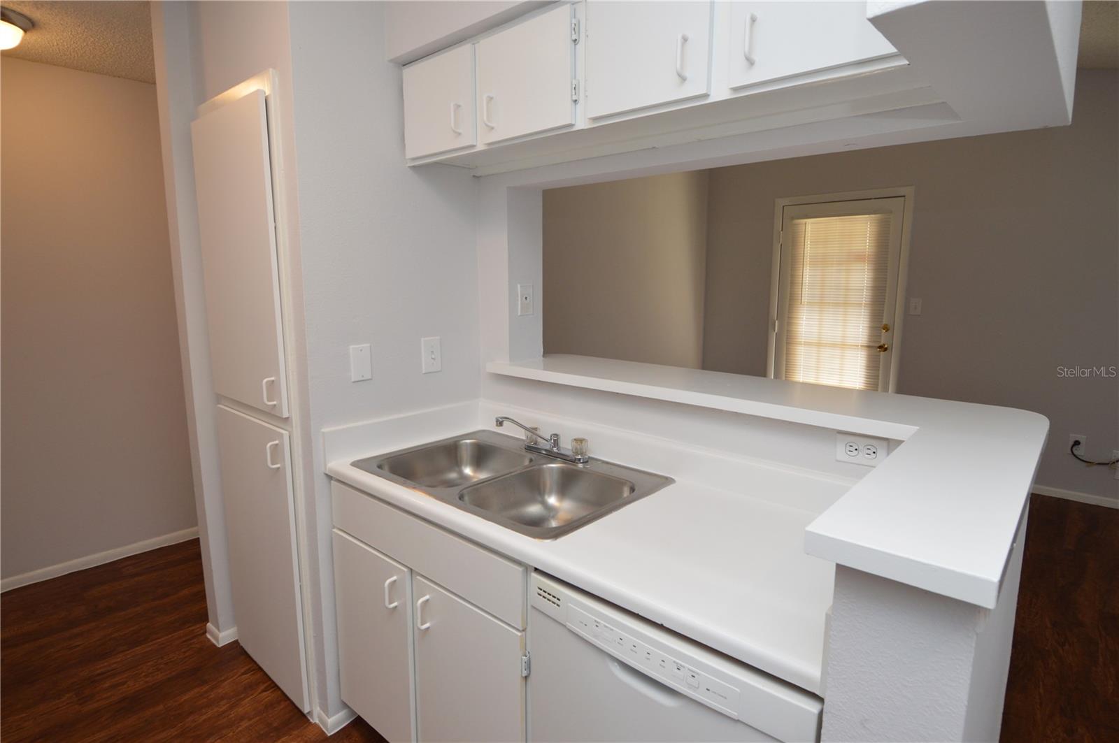 8625 Mallard Reserve Dr #201 Property Photo 7