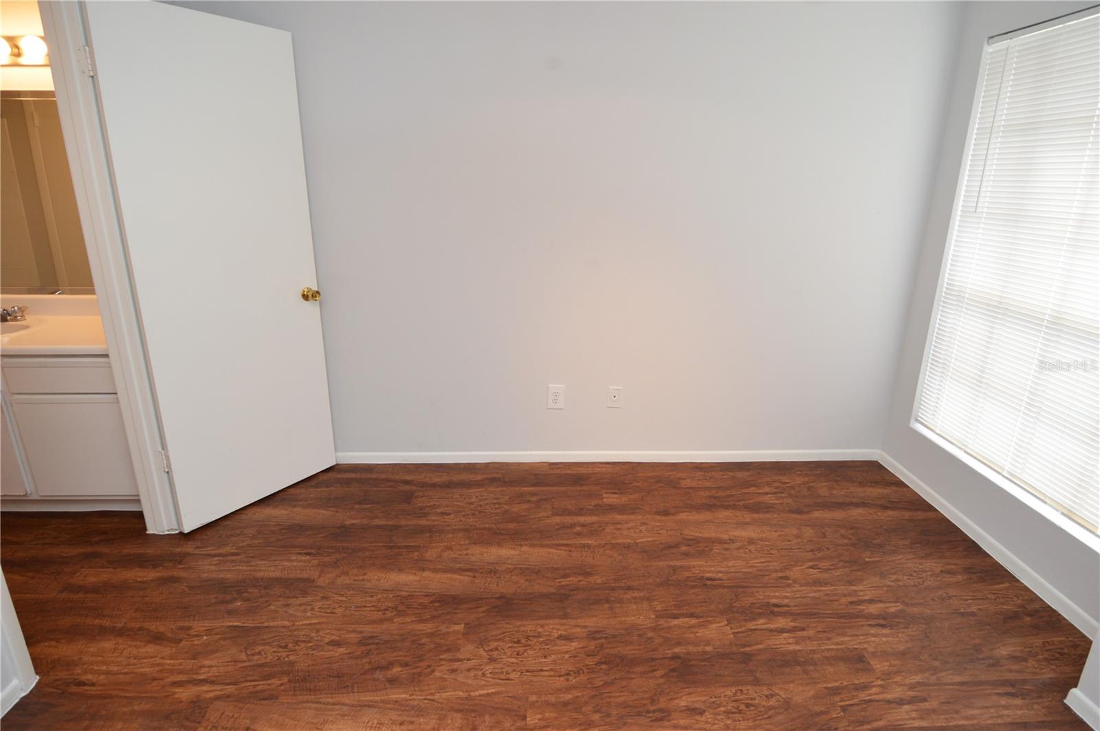 8625 Mallard Reserve Dr #201 Property Photo 29