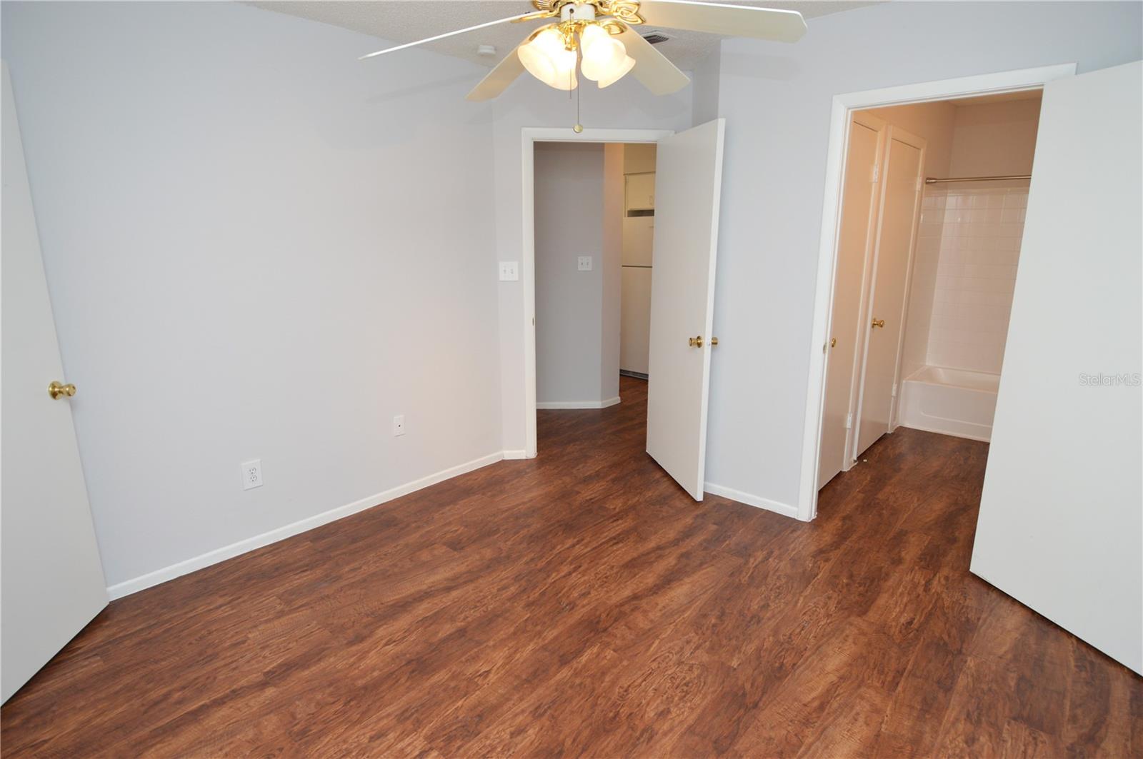 8625 Mallard Reserve Dr #201 Property Photo 36
