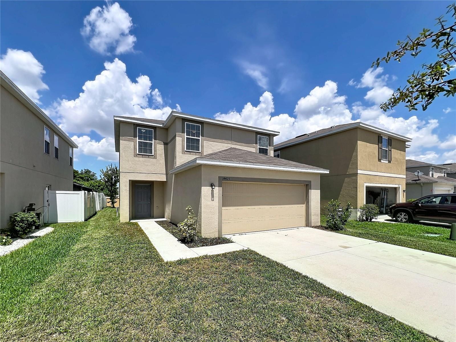 14425 Dunrobin Dr Property Photo 4