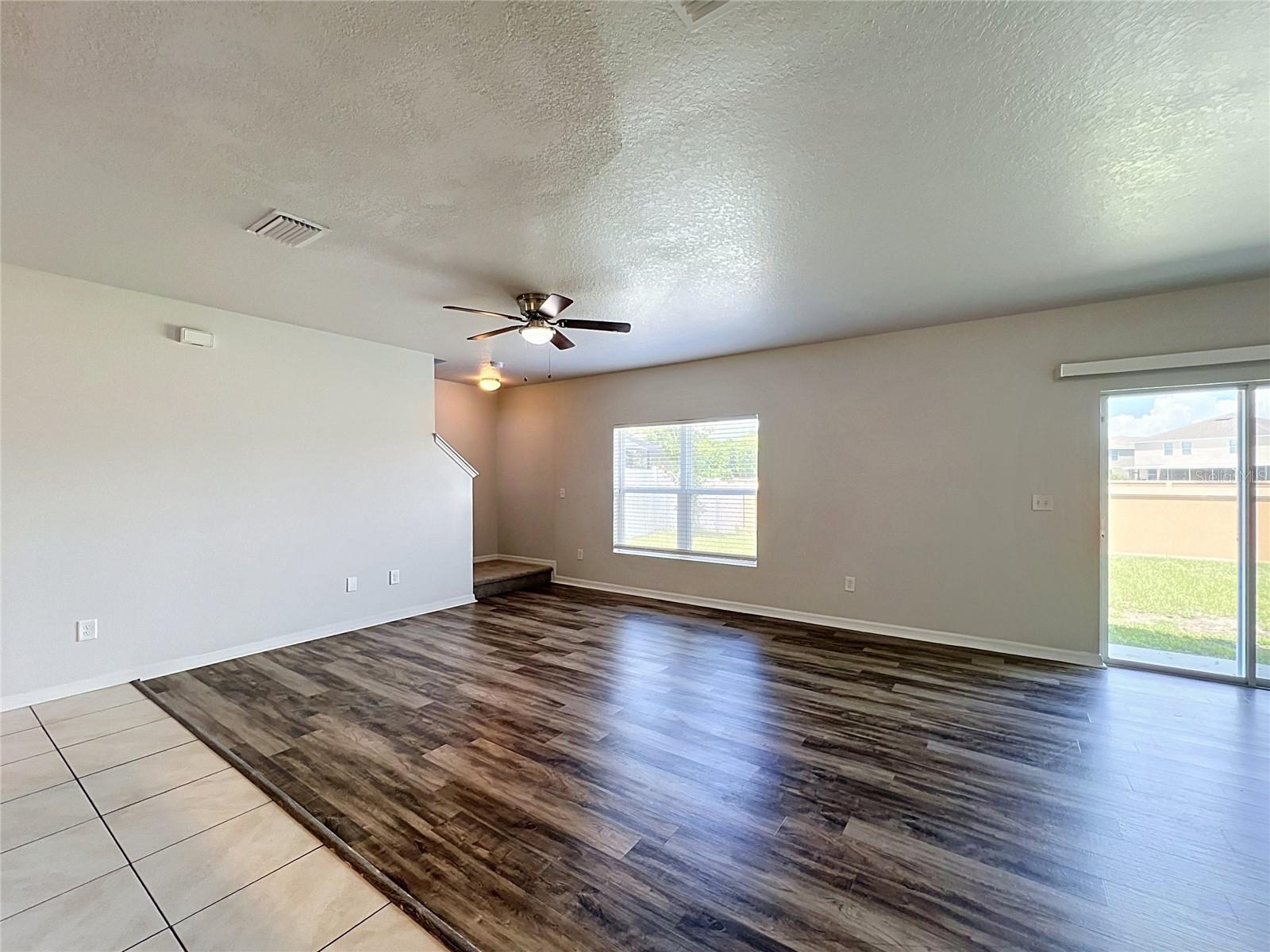14425 Dunrobin Dr Property Photo 11