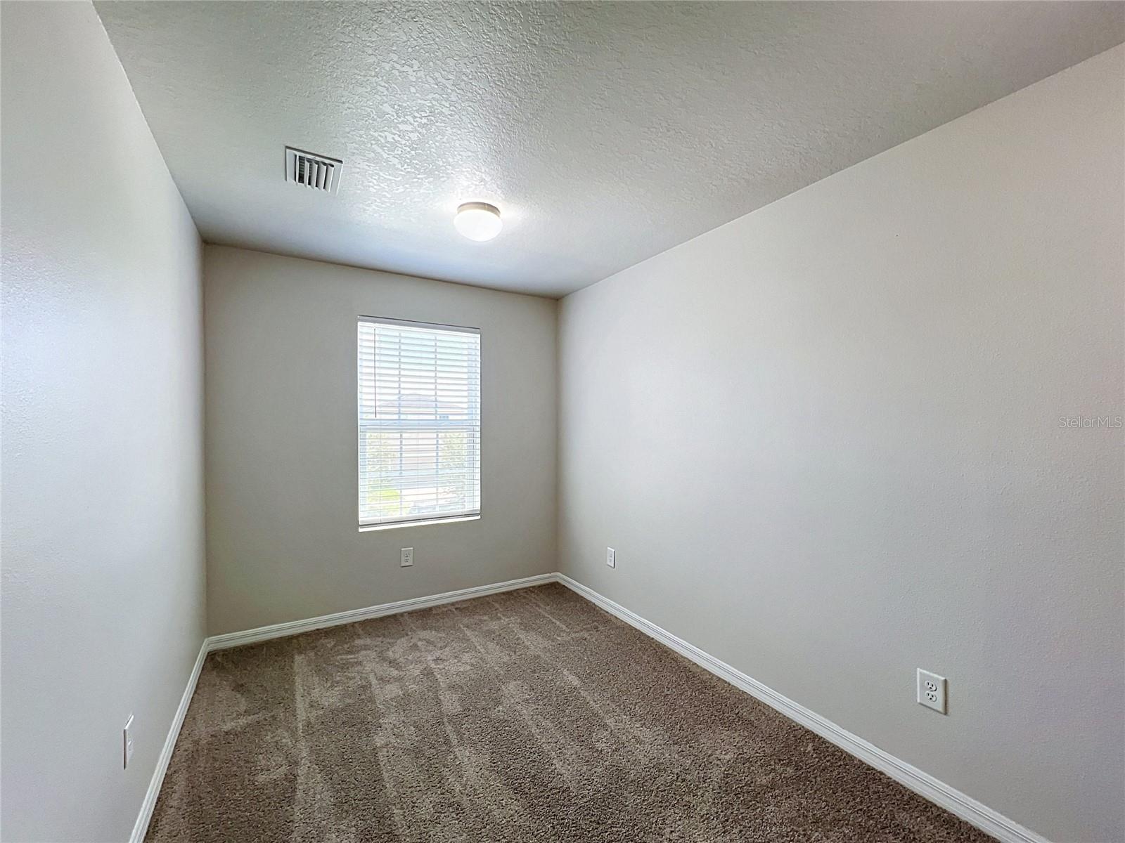 14425 Dunrobin Dr Property Photo 17