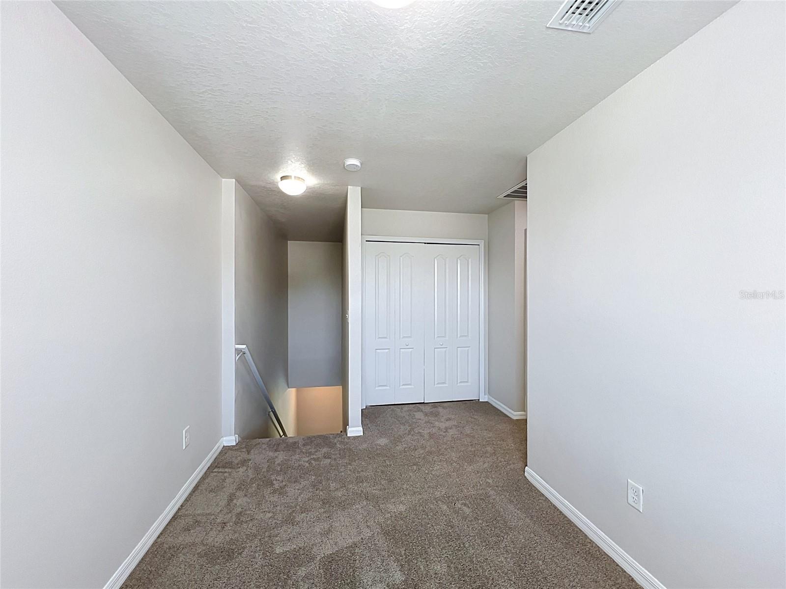 14425 Dunrobin Dr Property Photo 18