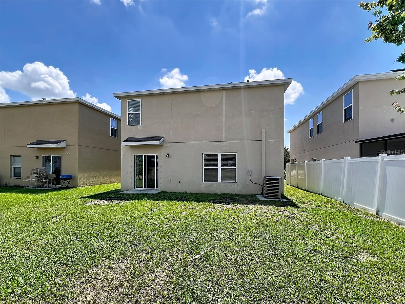 14425 Dunrobin Dr Property Photo 30