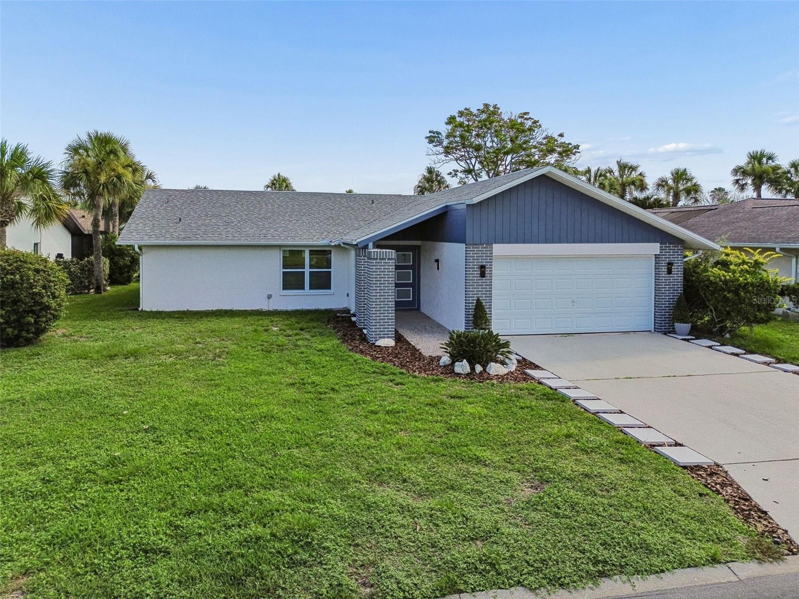 4559 Ingersol Pl Property Photo 4