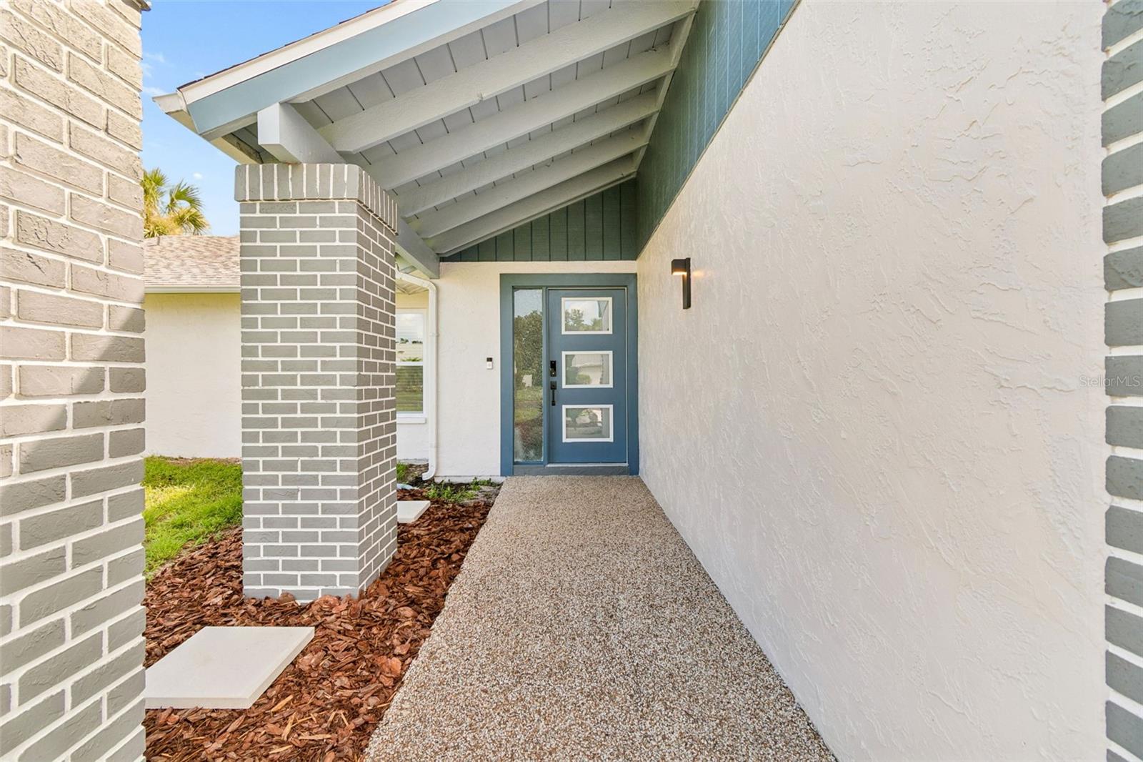 4559 Ingersol Pl Property Photo 5